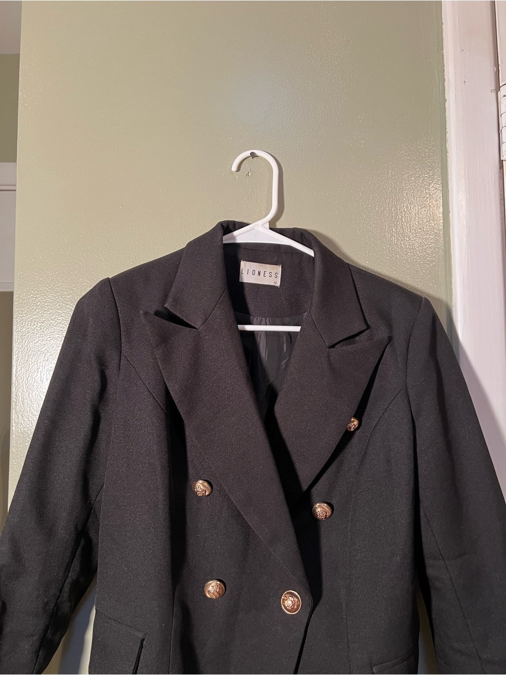 Lioness Women's Sz Medium Double Breasted Blazer with Gold Button Hardware Black - Picture 6 of 14